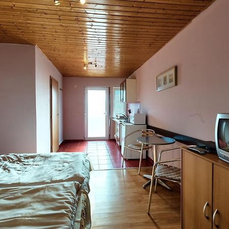 Apartmanovy Dom Red Podhájska Exterior photo