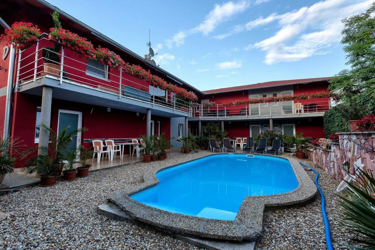 Apartmanovy Dom Red Podhájska Exterior photo